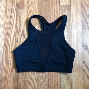 Tilyoucollapse black mesh bra